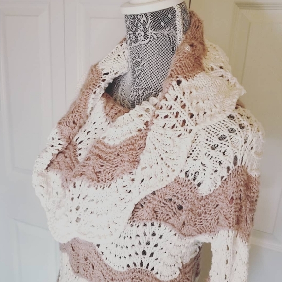 Nordstrom's White taupe stripe sweater - Picture 4 of 5